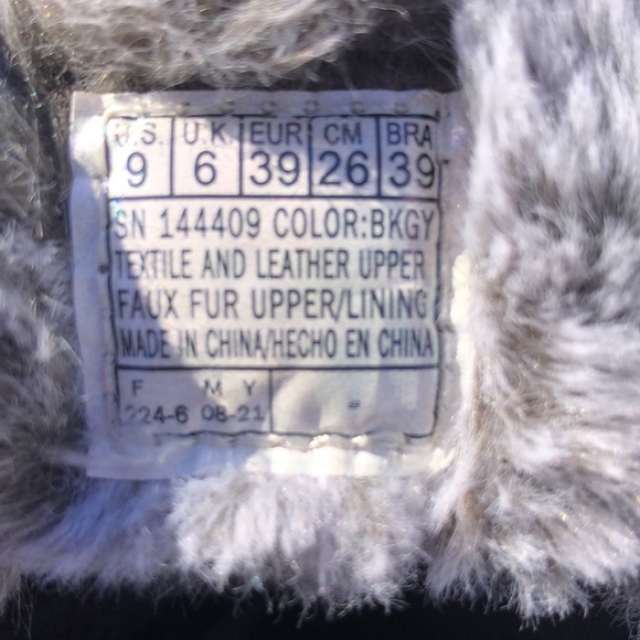 Skechers Go Walk Arch Fit Fur Ankle Boots - Picture 4 of 13